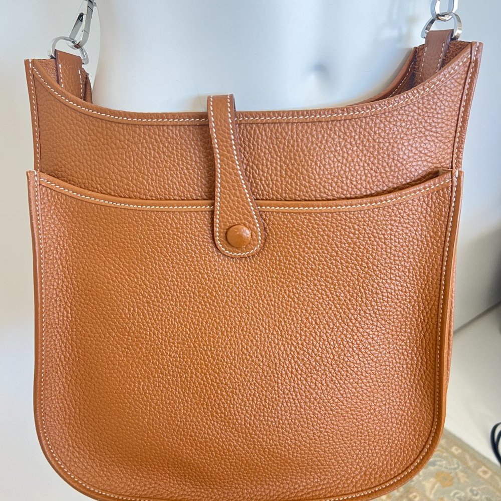 Evelyne III PM Gold Clemence Bag w/ Silver Hardware - Picture 6 of 16